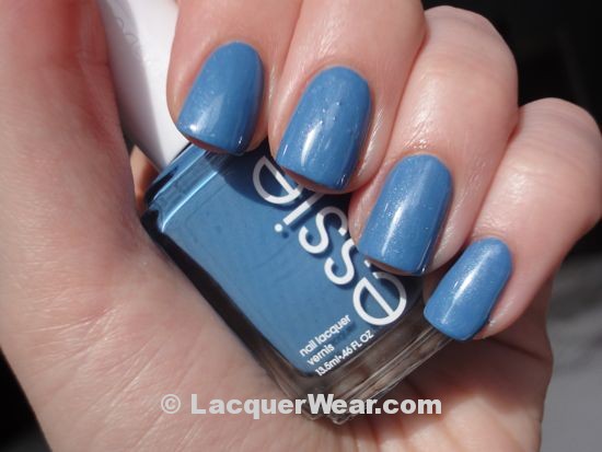 Essie Coat Azure Essie Coat Azure