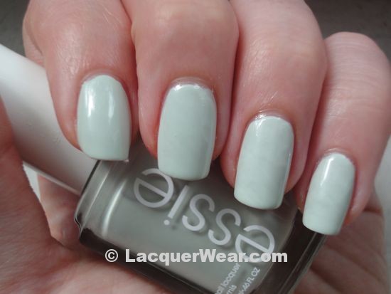 Essie Absolutely Shore Essie Absolutely Shore