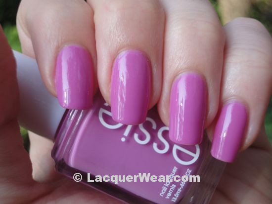 Essie Splash of Grenadine Essie Splash of Grenadine